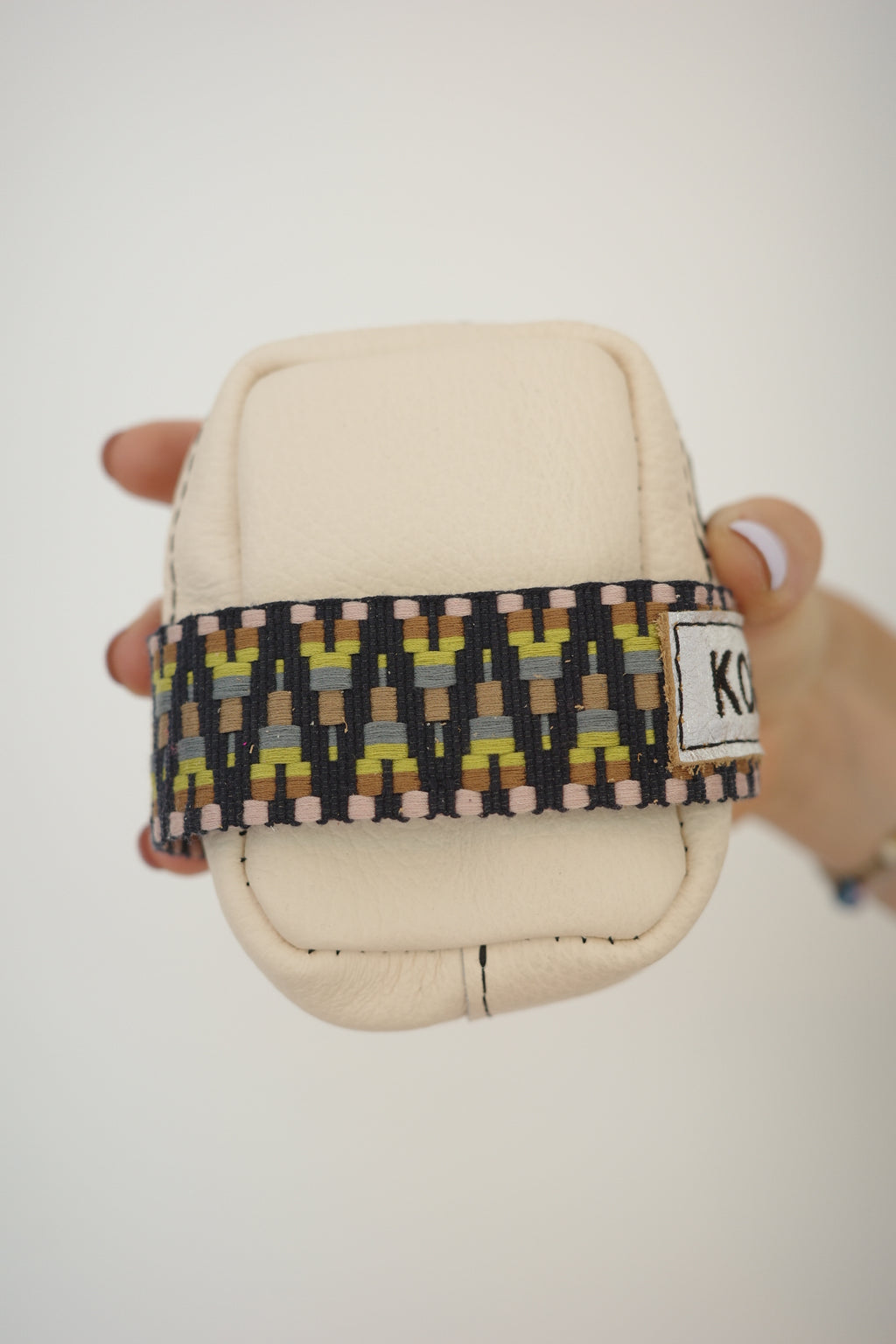 Saddle bag Beige + Ethnic Multi