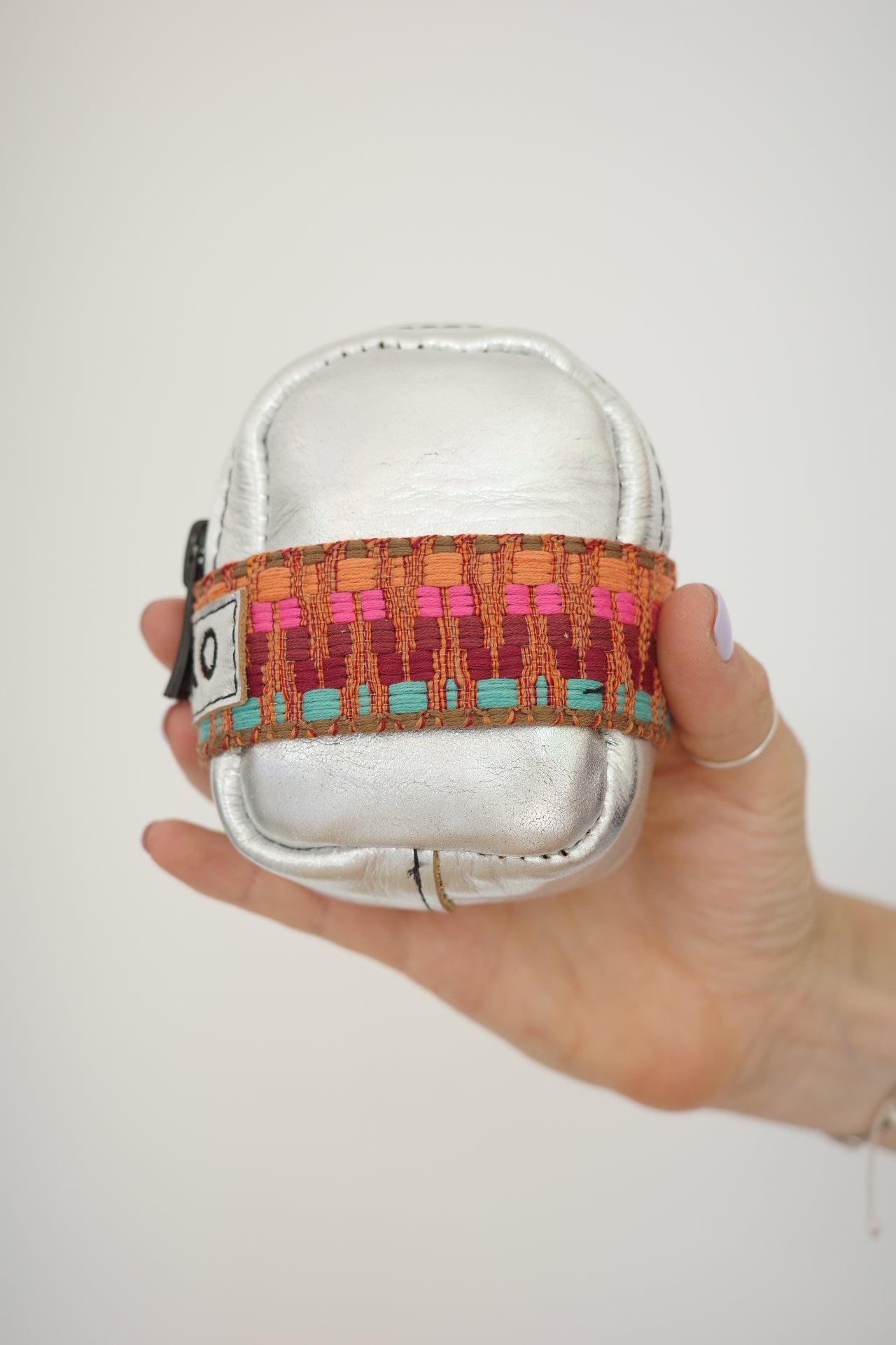 Saddle bag Silver + Multicolor print strap